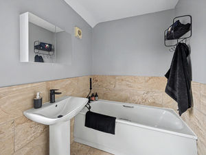 Photo 21- click for photo gallery